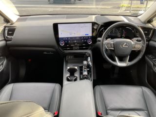2022 LEXUS NX 2500 NX450h+ version L 5-door FCVT 4WD 5-seater photo 3