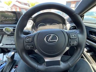 2024 LEXUS RC 300 photo 3