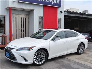 2023 LEXUS ES 300h Version L, 1 Owner, Black Leather, Sunroof, D-Mirror, AC1500W, Genuine 18-inch Alloy Wheels photo 2