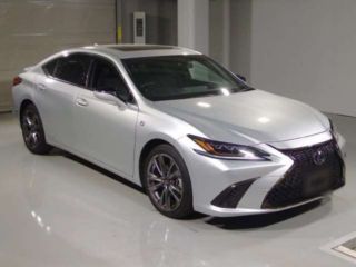 2021 LEXUS ES ES300h F Sport photo 3