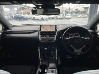 2021 LEXUS NX 300h Cool &amp; Bright photo 3