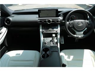2025 LEXUS RC 350F Sport ★ AIS inspection included ★ White leather ★ Moonroof ★ Navigation TV ★ Triple LED headlights photo 3