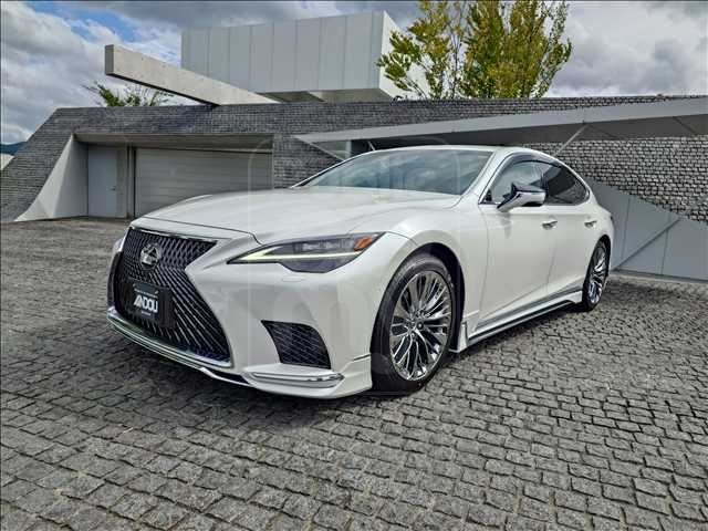 2023 LEXUS LS LS500h “version L”