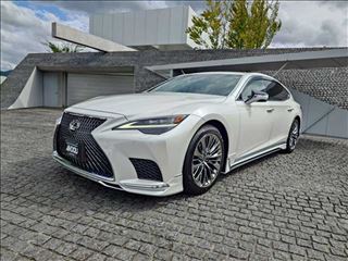 2023 LEXUS LS LS500h “version L”