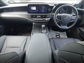 2021 LEXUS LS LS500h “I package” photo 3