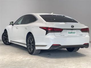 2021 LEXUS LS 500h F Sport photo 2