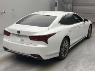 2023 LEXUS LS LS500h Version L photo 2