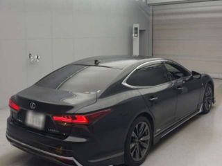 2021 LEXUS LS LS500h F Sport photo 2