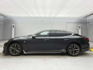 2021 LEXUS LS LS500h F Sport photo 5
