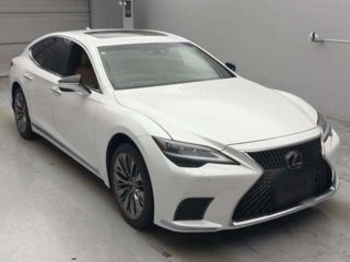 2023 LEXUS LS LS500h Version L photo 3