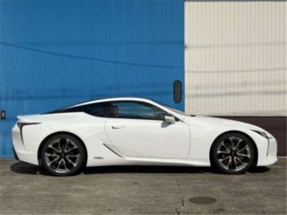2021 LEXUS LC 500H L Package photo 3
