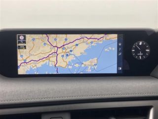 2021 LEXUS UX 300e Version L photo 4