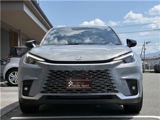 2025 LEXUS LBX elegant photo 2