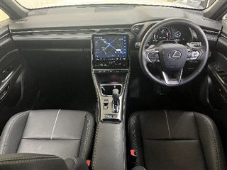 2024 LEXUS LBX Hybrid LBX “Relax” photo 2