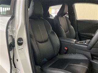 2024 LEXUS LBX Hybrid LBX “Relax” photo 4