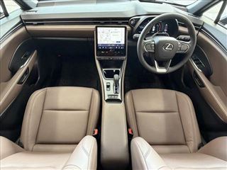 2025 LEXUS LBX Elegant★HUD★Panoramic View★OP 18-inch Alloy Wheels★9.8D photo 2
