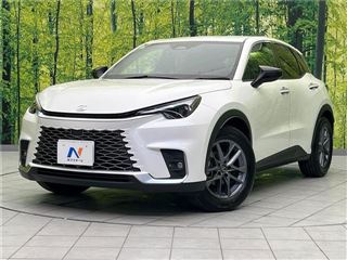 2025 LEXUS LBX elegant