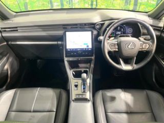 2024 LEXUS LBX relax photo 2