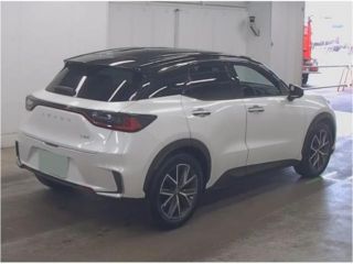 2025 LEXUS LBX active photo 2