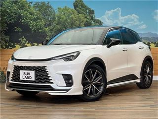 2025 LEXUS LBX active