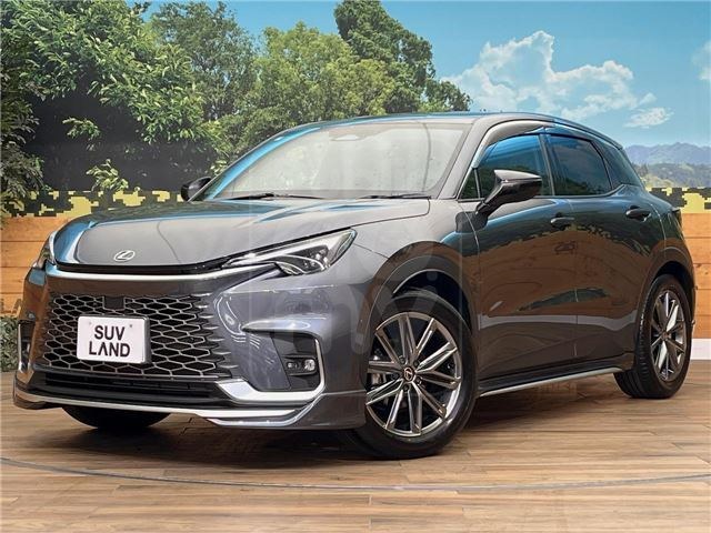 2025 LEXUS LBX relax