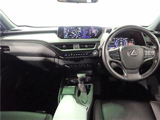 2021 LEXUS UX UX200 Version C photo 3