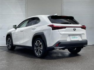 2022 LEXUS UX 200 Version L photo 2