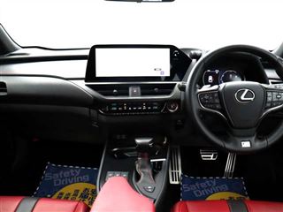 2022 LEXUS UX 250h F Sport photo 4