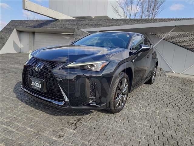 2023 LEXUS UX UX250h “F SPORT”