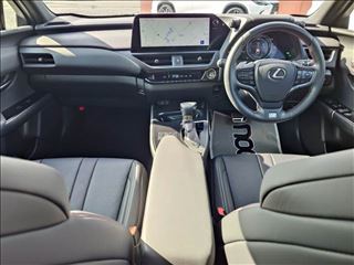 2023 LEXUS UX UX250h “F SPORT” photo 3
