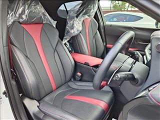 2024 LEXUS UX Hybrid UX250h “F SPORT Emotional Exploration” photo 4