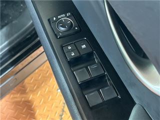 2021 LEXUS UX UX250h photo 5