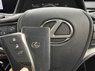 2023 LEXUS UX UX250h Version C ★Mid-cycle model★ 12-inch navigation system ★3-eye LED headlights★ photo 3