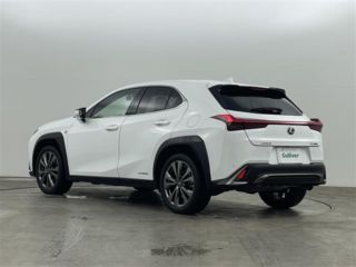 2022 LEXUS UX 250h F Sport photo 2