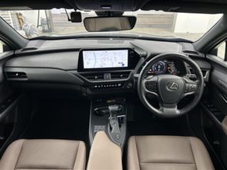 2023 LEXUS UX 250h photo 3