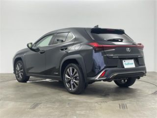 2021 LEXUS UX 250h F Sport photo 2