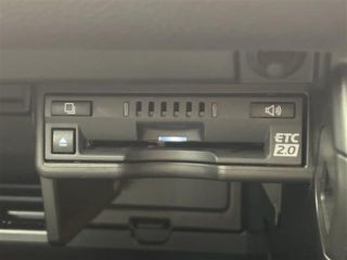 2021 LEXUS UX 250h Urban Elegance photo 5