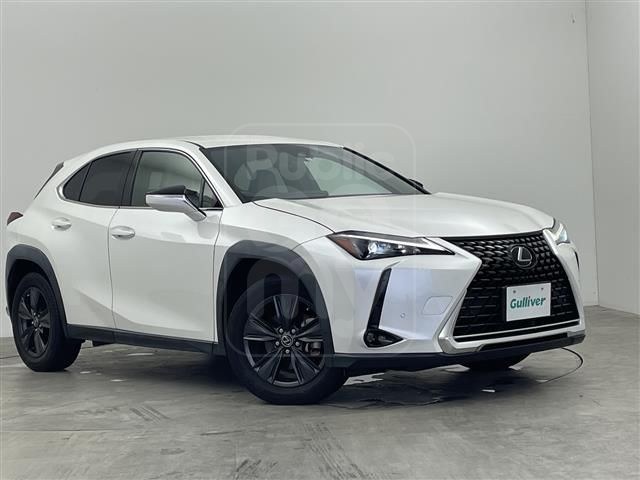 2023 LEXUS UX 250h Version C