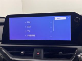 2023 LEXUS UX 250h Version C photo 4