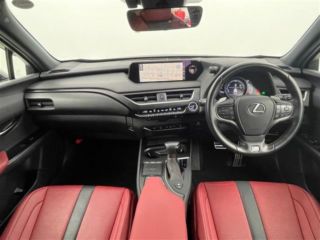 2021 LEXUS UX 250h F Sport photo 3