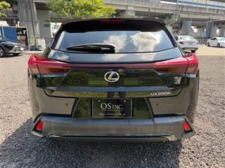 2023 LEXUS UX 250h Emotional Ex photo 3