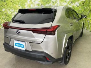 2021 LEXUS UX UX250h Elegant Black photo 3