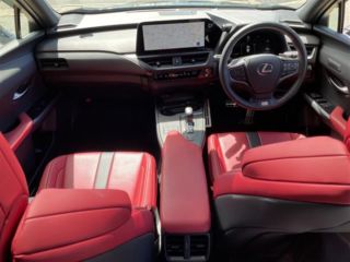 2024 LEXUS UX 300h F Sport photo 3
