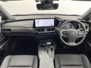 2023 LEXUS UX 250h Version C 4WD photo 3
