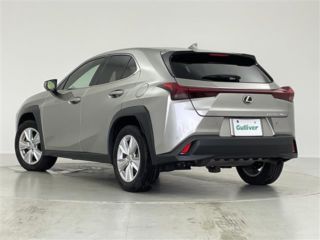 2023 LEXUS UX 250h Version C 4WD photo 2
