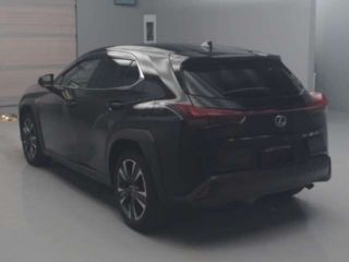 2023 LEXUS UX UX250h Version L 4WD photo 4
