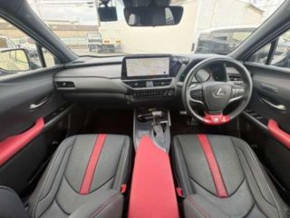 2023 LEXUS UX 250h F Sport Emotional photo 3