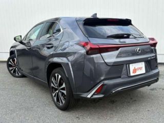2023 LEXUS UX 250h F Sport Emotional photo 2