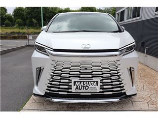 2024 LEXUS LM 500h Executive 4WD photo 4