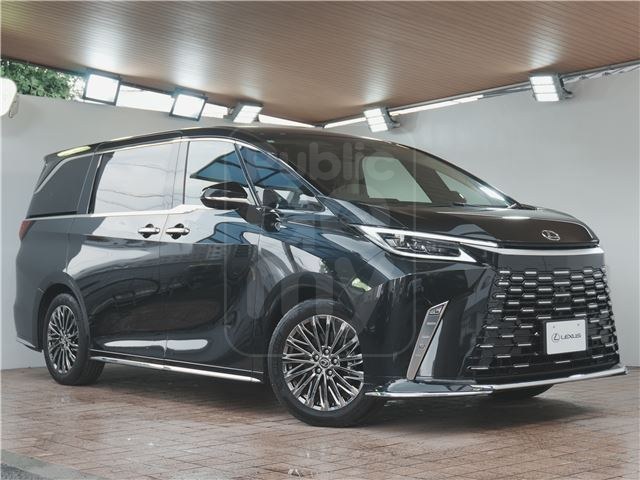 2024 LEXUS LM LM500h Version L